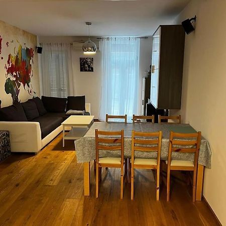 Porec, Tolle 3 Zi-Whg, Sehr Zentral, Top Zustand! Mit Internet Und W-Lan! ภายนอก รูปภาพ