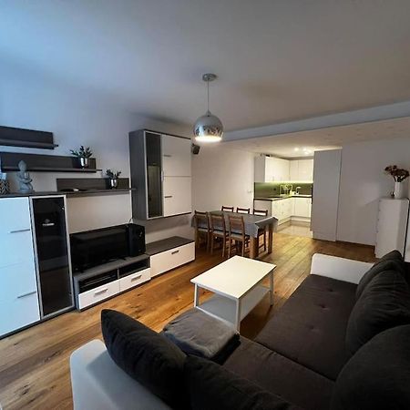 Porec, Tolle 3 Zi-Whg, Sehr Zentral, Top Zustand! Mit Internet Und W-Lan! ภายนอก รูปภาพ