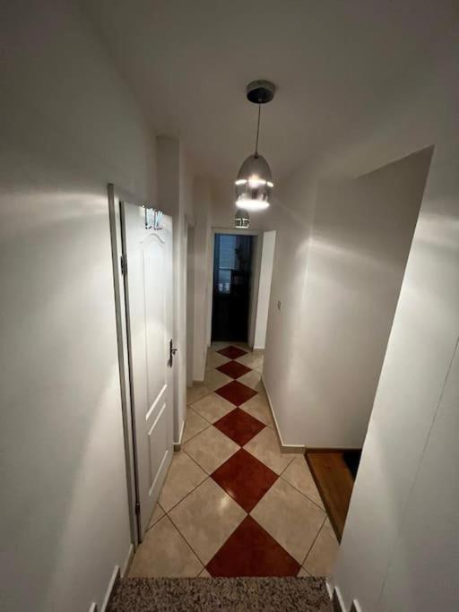 Porec, Tolle 3 Zi-Whg, Sehr Zentral, Top Zustand! Mit Internet Und W-Lan! ภายนอก รูปภาพ
