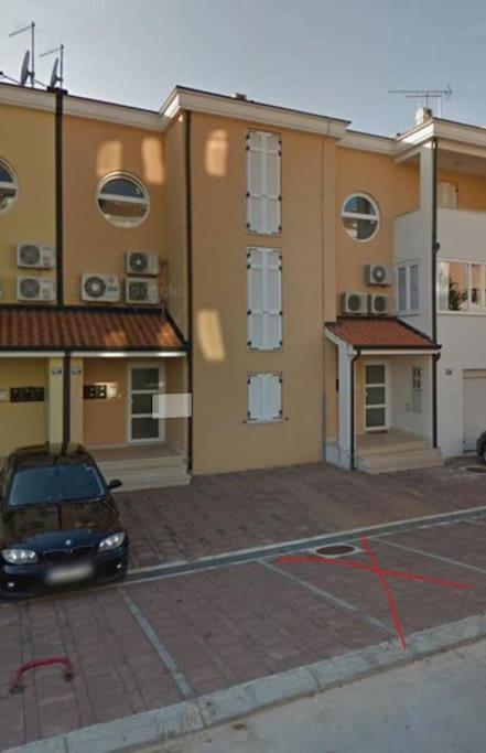 Porec, Tolle 3 Zi-Whg, Sehr Zentral, Top Zustand! Mit Internet Und W-Lan! ภายนอก รูปภาพ